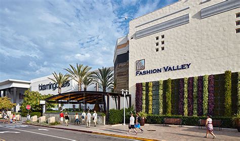 Versace Stores Across All Simon Shopping Centers 